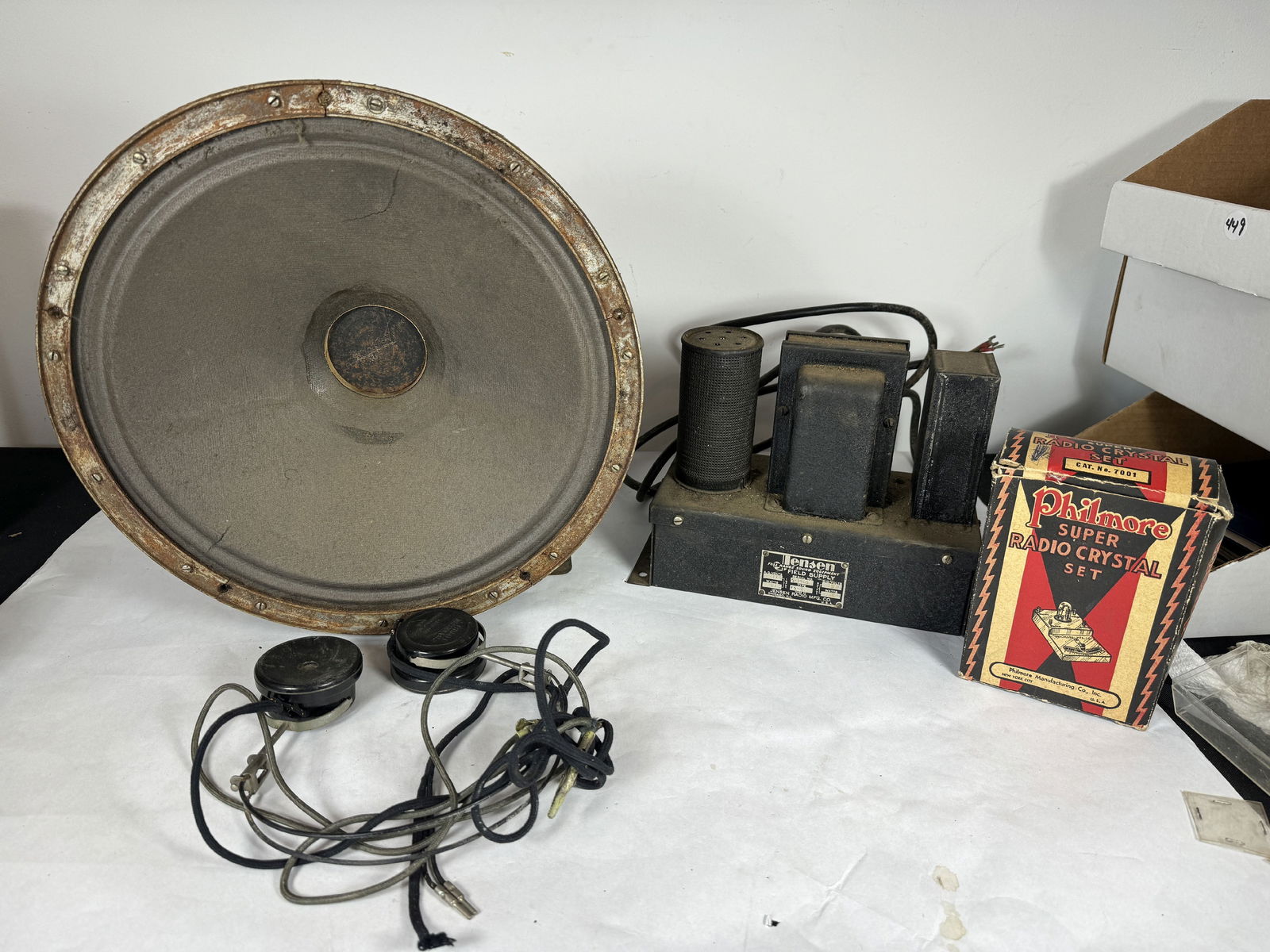 JENSEN AUDITORIUM SPEAKER W/ AMP AND DRIVER (1 of 6)