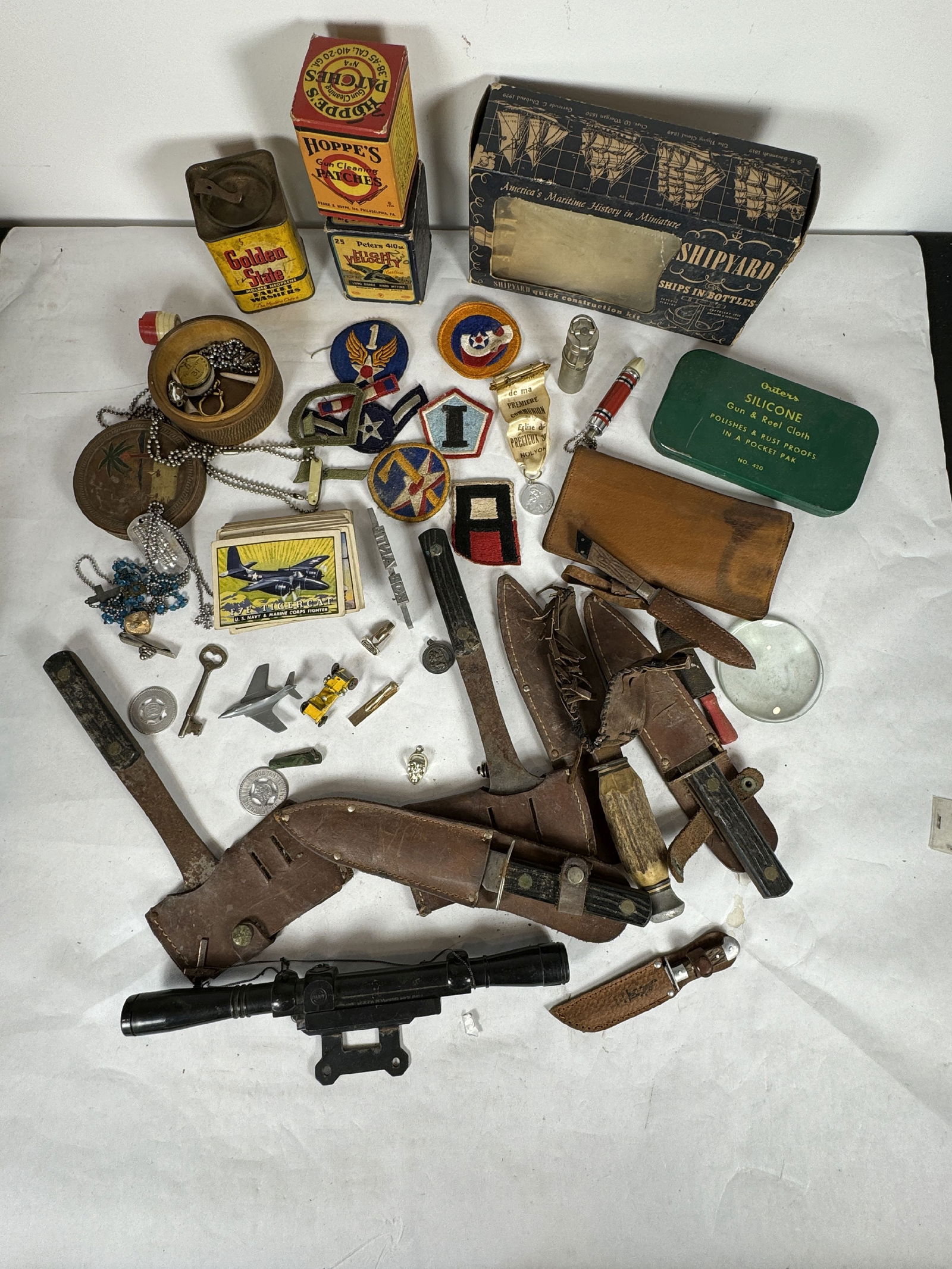 TWO FLATS COLLECTIBLE KNIVES, CLEANING PATCH BOXES, SHIPYARD IN A BOTTLE, AND MORE (1 of 8)