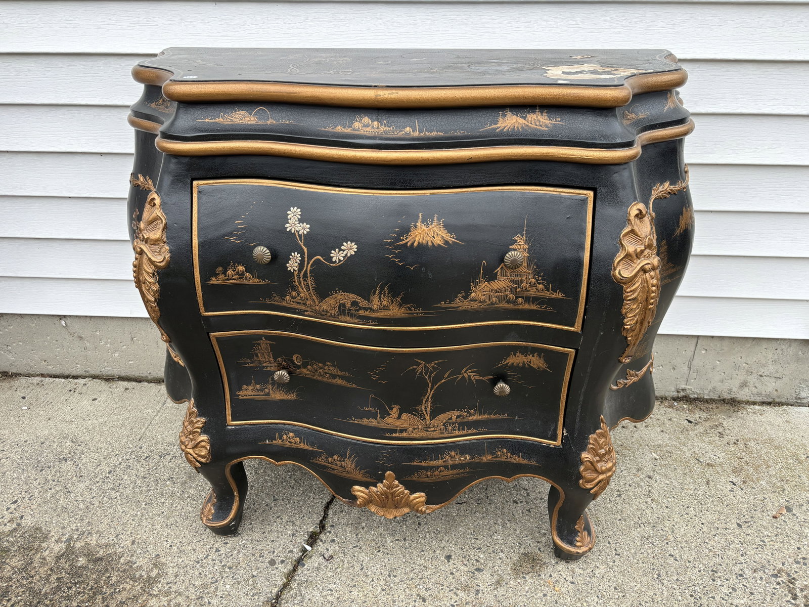 BOMBAY CHEST: BOMBAY CHEST
