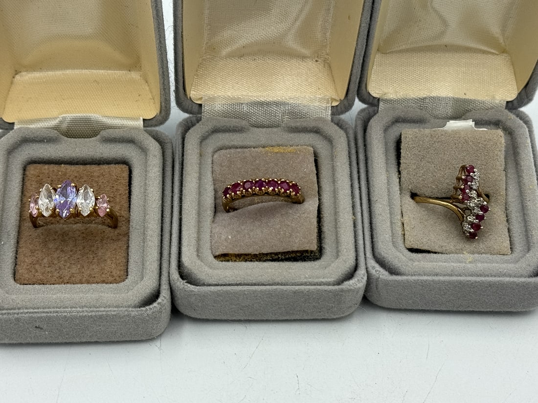 THREE 10K GOLD AND GEMSTONE RINGS, 6.71 GRAMS . TWO SIZE 6.5, ONE SIZE 7 (1 of 7)