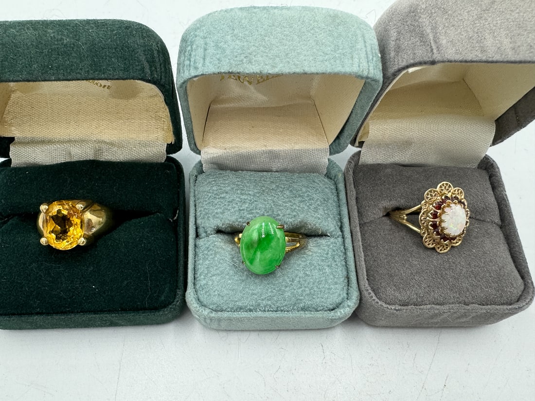TWO 14K AND ONE 10K GOLD AND GEMSTONE RINGS, 9.67 GRAMS 14K AND 3.26 GRAMS 10K. TWO SIZE 6.5 AND ONE (1 of 8)