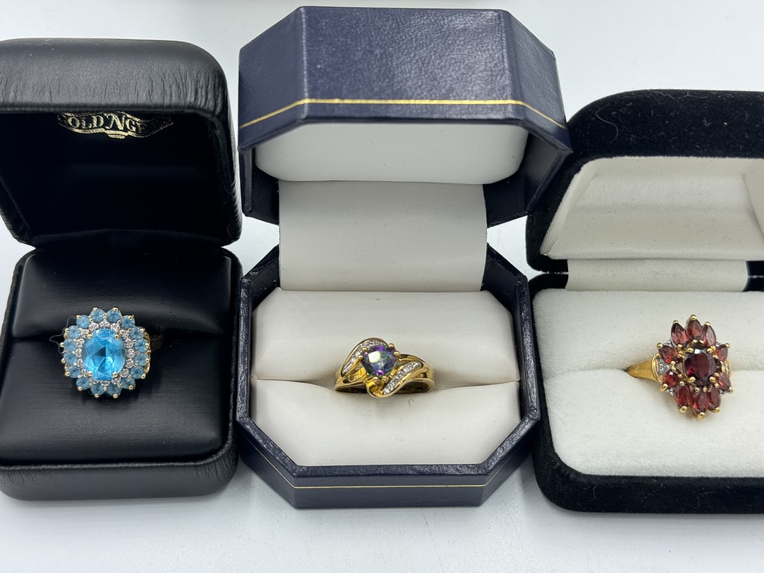 THREE 10K GOLD AND GEMSTONE RINGS, 11.92 GRAMS. SIZE 7 (1 of 4)