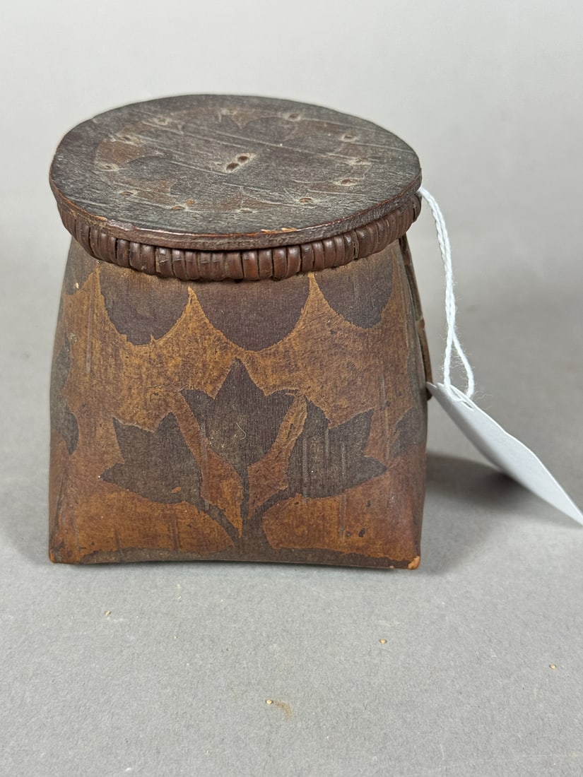 PENOBSCOT BIRCH BOX W/ 1828 CARVED FOLK ART BOX, 3" X 2" AND 3" X 3.5" X 3" (1 of 7)