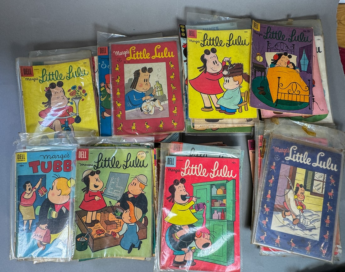 50+ LITTLE LULU COMIC BOOKS (1 of 3)
