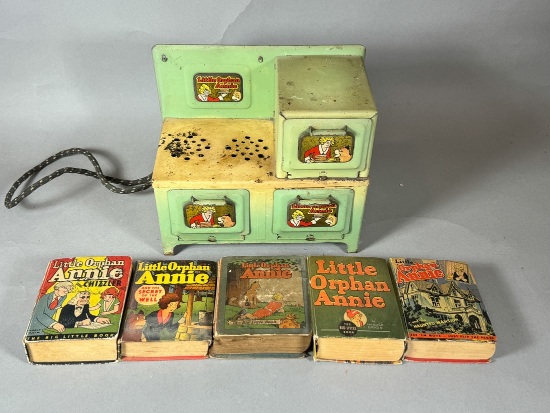 FIVE LITTLE ORPHAN ANNIE BETTER LITTLE BOOKS AND A STOVE, 10" X 8" X 6": FIVE LITTLE ORPHAN ANNIE BETTER LITTLE BOOKS AND A STOVE, 10" X 8" X 6"