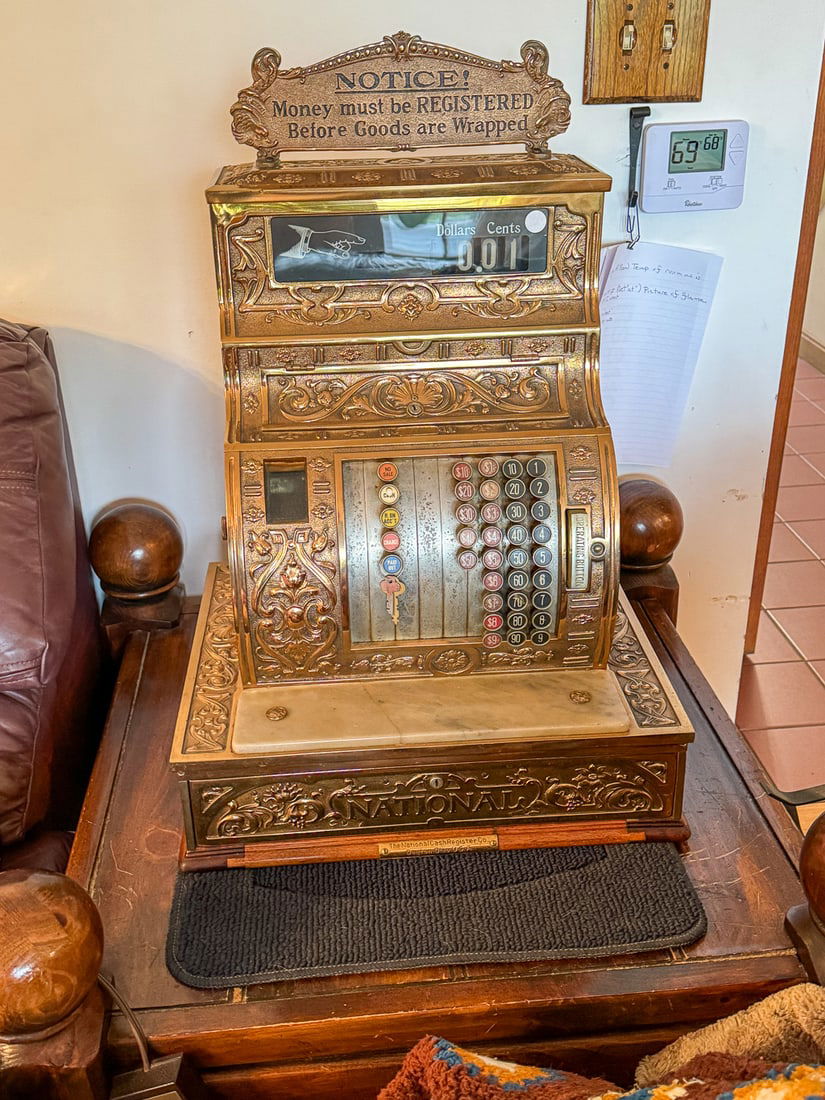 EXCEPTIONAL FULLY RESTORED BRASS NATIONAL CASH REGISTER . COMPLETE WITH KEYS (1 of 3)