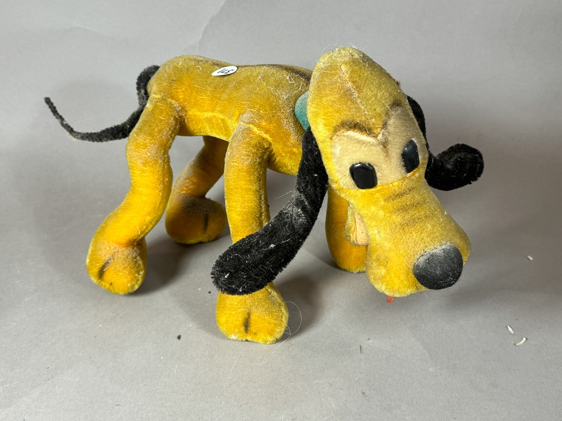 EARLY PLUTO PLUSH TOY, 13" X 10" (1 of 6)