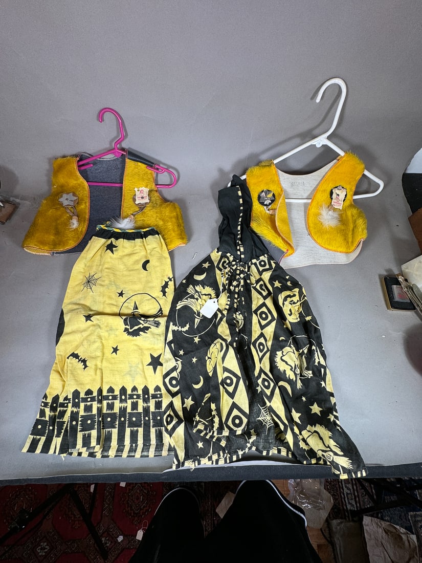 VINTAGE HALLOWEEN COSTUME AND TWO "CHEROKEE" VESTS: VINTAGE HALLOWEEN COSTUME AND TWO "CHEROKEE" VESTS