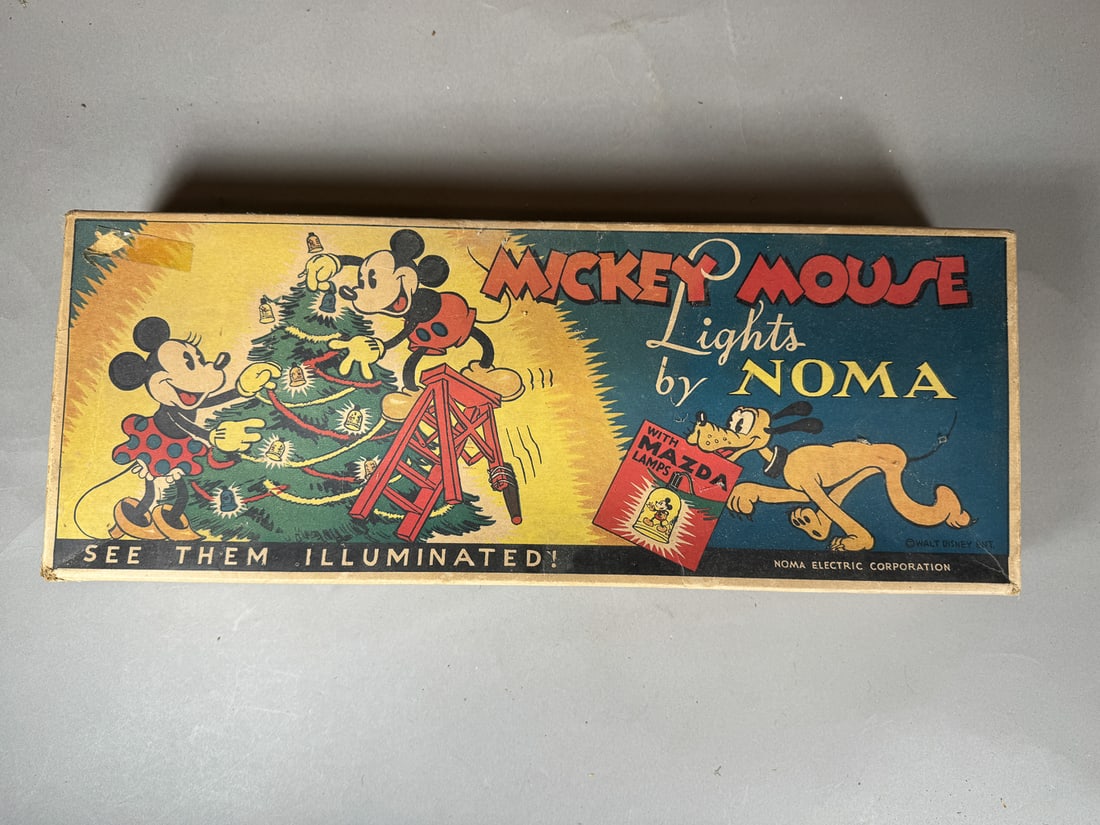 MICKEY MOUSE NOMA LIGHTS IN ORIGINAL BOX (1 of 4)