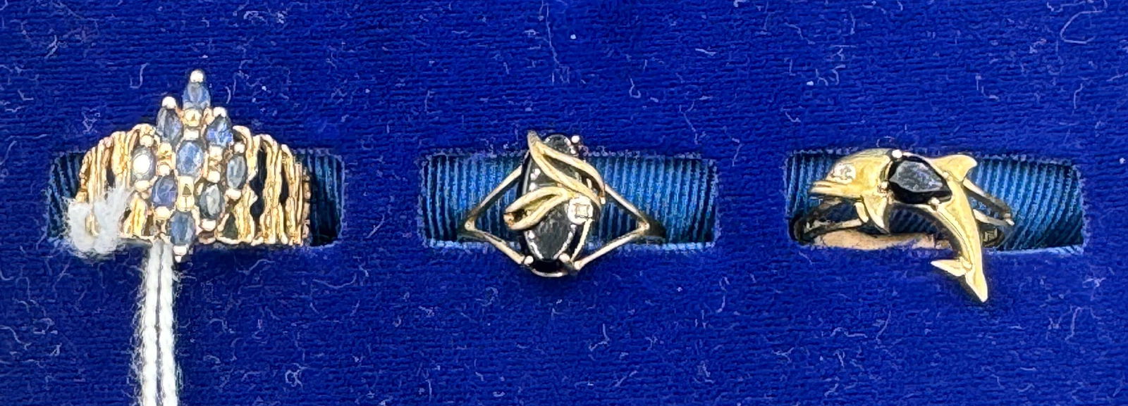 THREE 10K GOLD GEMSTONE RINGS, 6.84 GRAMS (1 of 7)