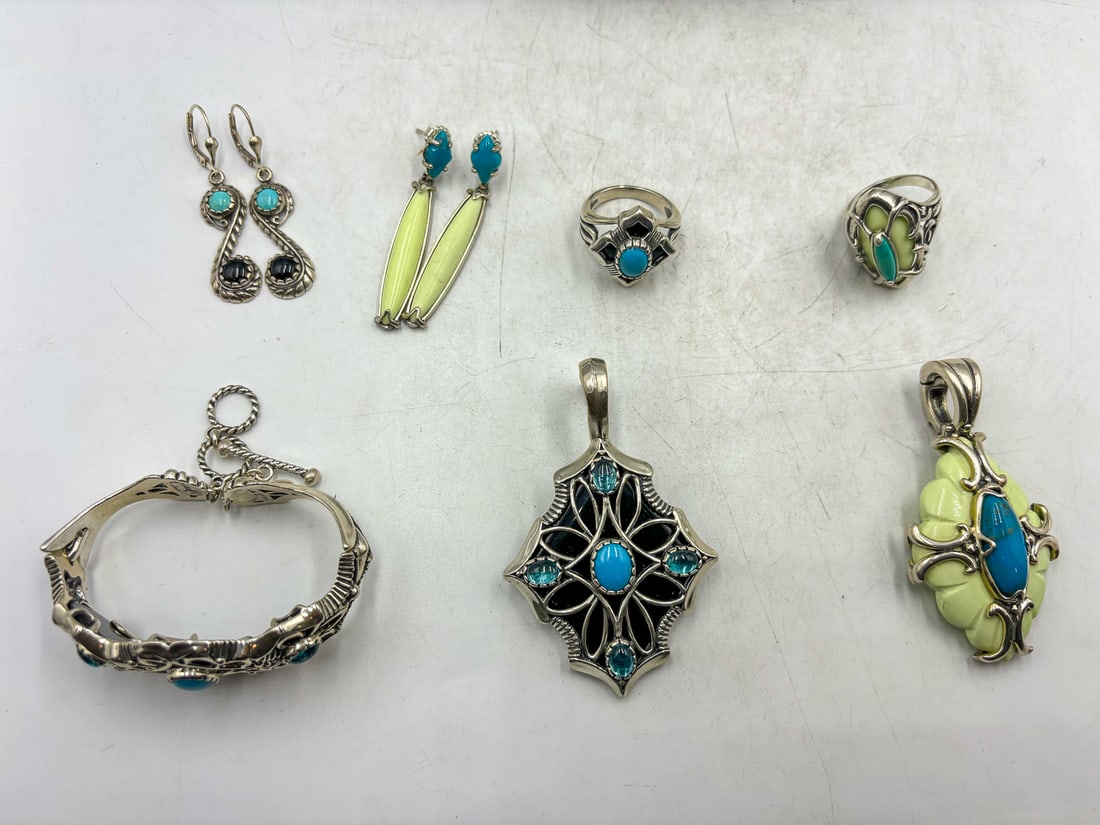 STERLING SILVER JEWELRY LOT W/ BLACK, BLUE, AND PALE GREEN STONES, 138 GRAMS (1 of 4)