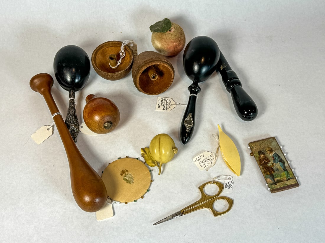 ANTIQUE SEWING LOT (1 of 5)
