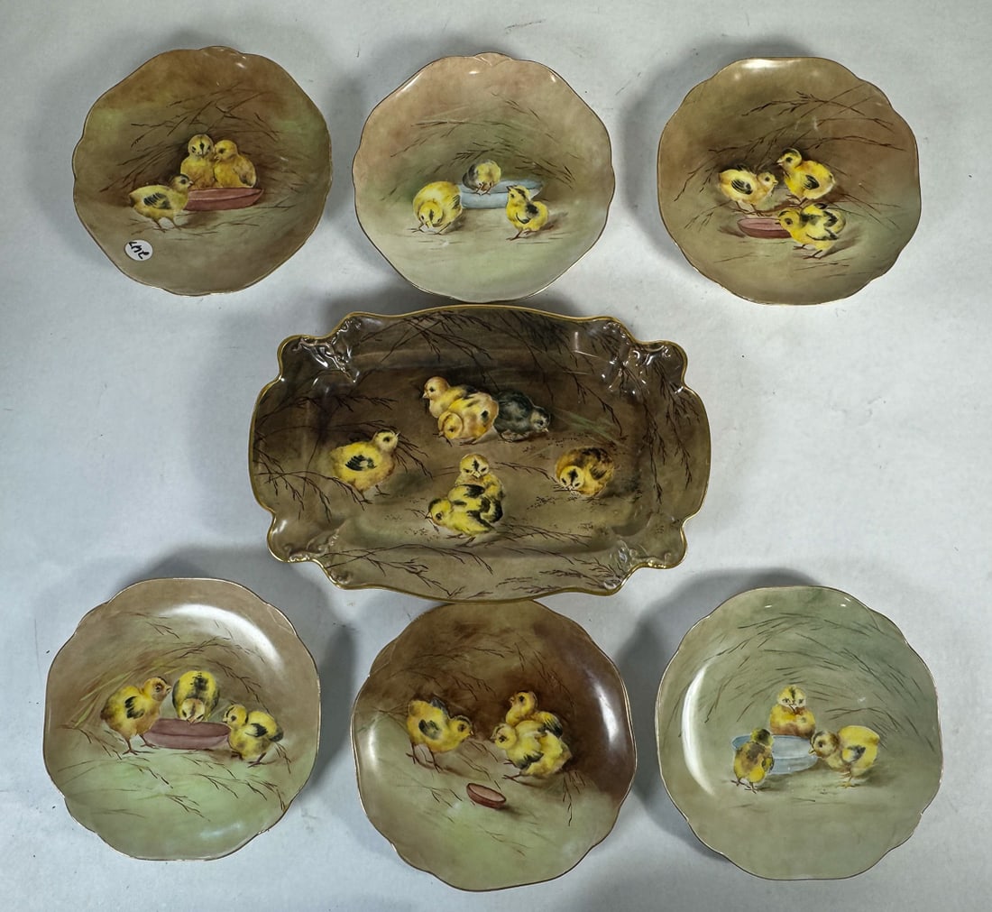 HP LUNCHEON SET "BABY CHICKS", 13" X 8" AND 8" DIAMETER: HP LUNCHEON SET "BABY CHICKS", 13" X 8" AND 8" DIAMETER