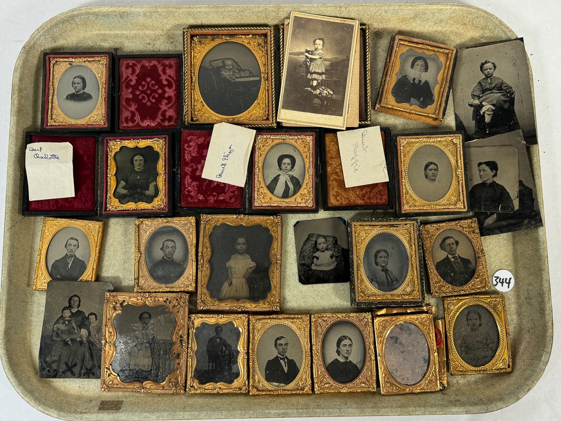 23 TINTYPES AND AMBROTYPES SOME CASED (1 of 8)