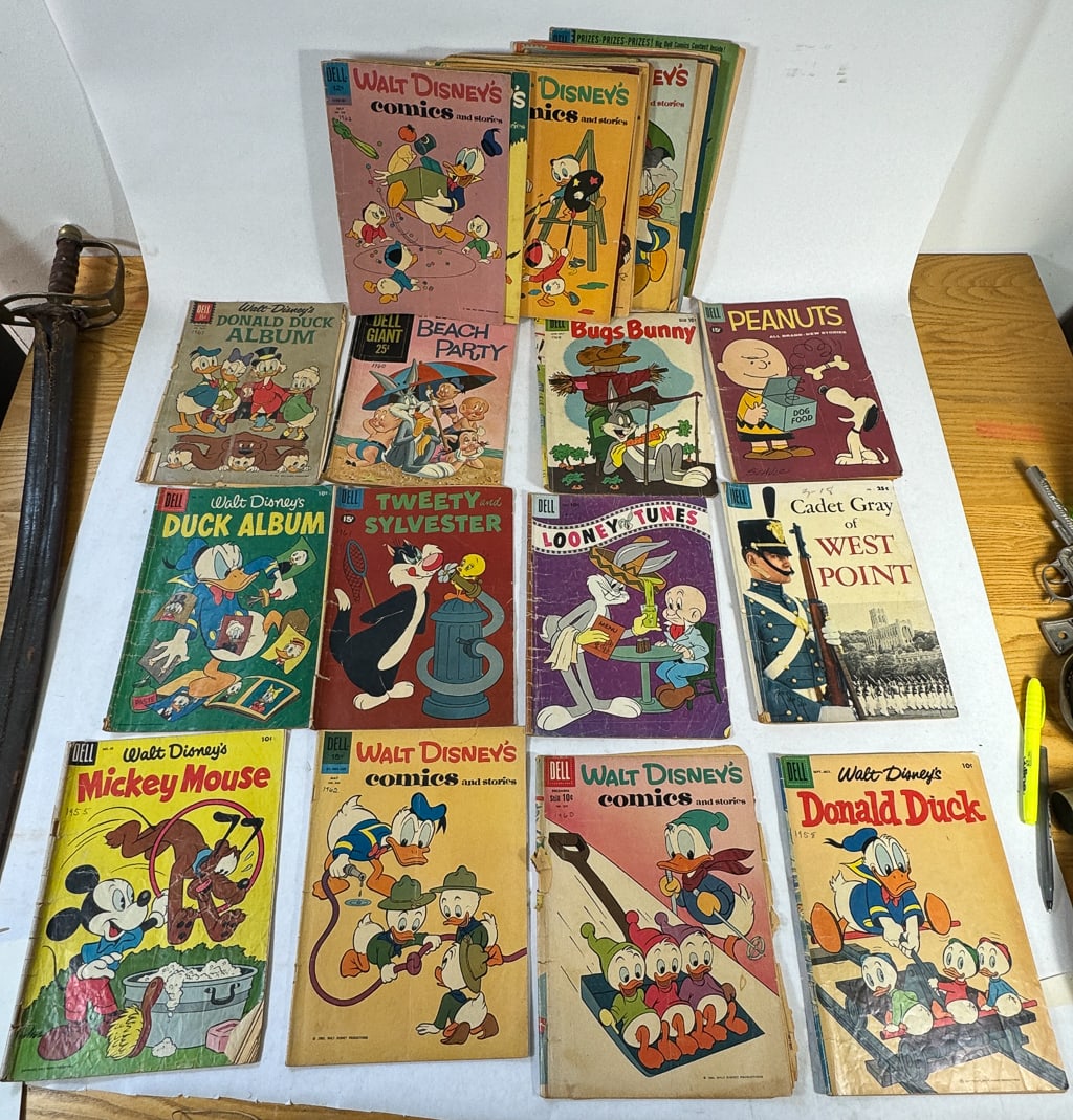 DELL COMIC BOOK LOT, DISNEY, BUGS BUNNY, ETC. (1 of 4)