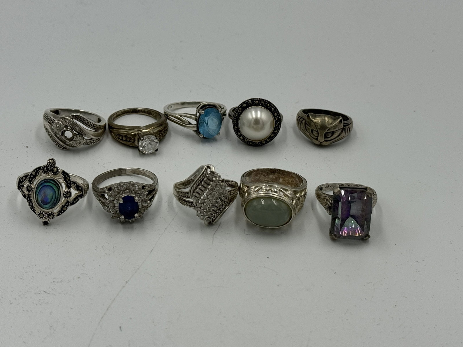 LOT OF 10 STERLING SILVER RINGS, SOME WITH GEMSTONES: LOT OF 10 STERLING SILVER RINGS, SOME WITH GEMSTONES