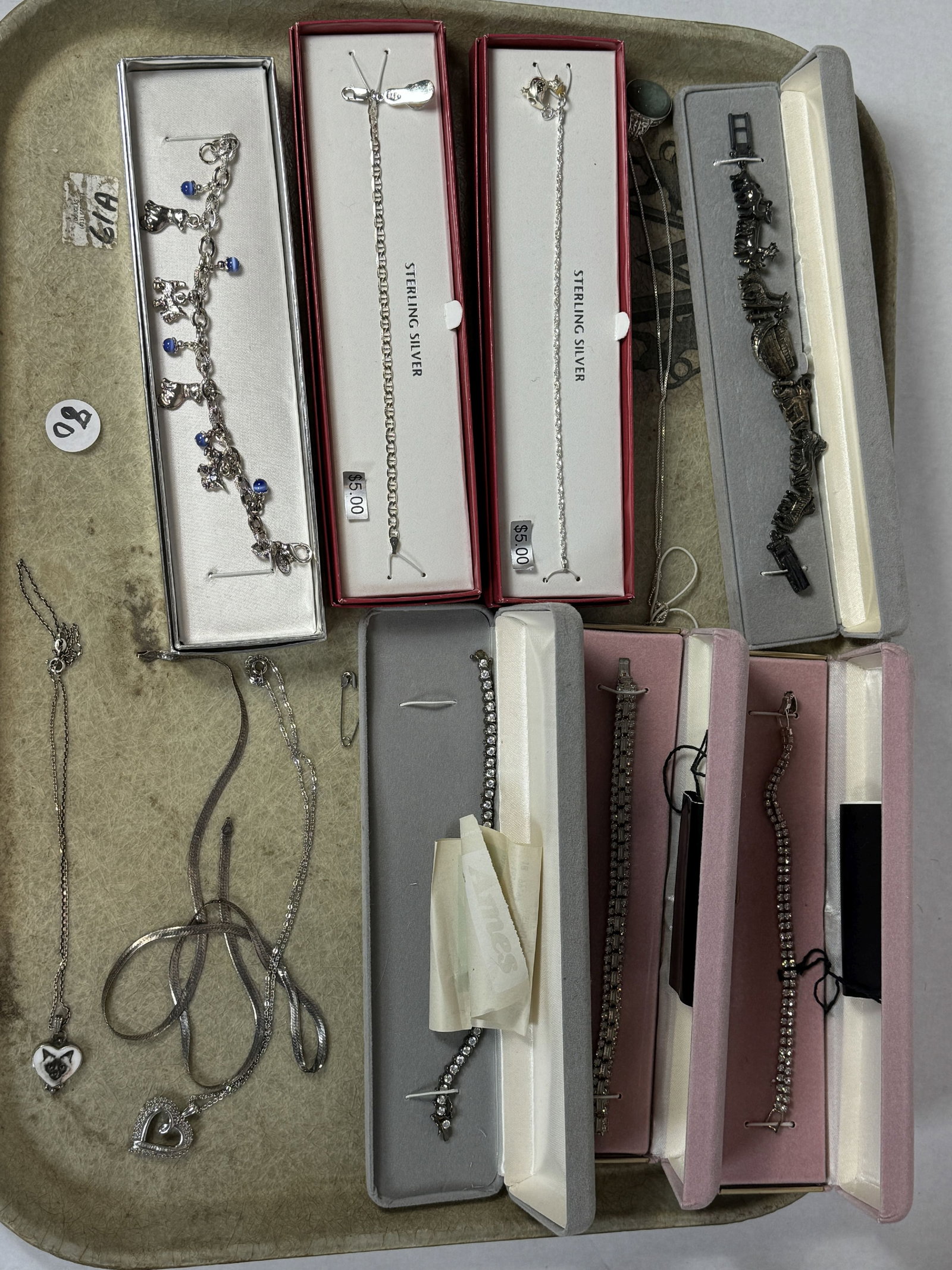 LOT OF 10 STERLING SILVER NECKLACES AND BRACELETS: LOT OF 10 STERLING SILVER NECKLACES AND BRACELETS