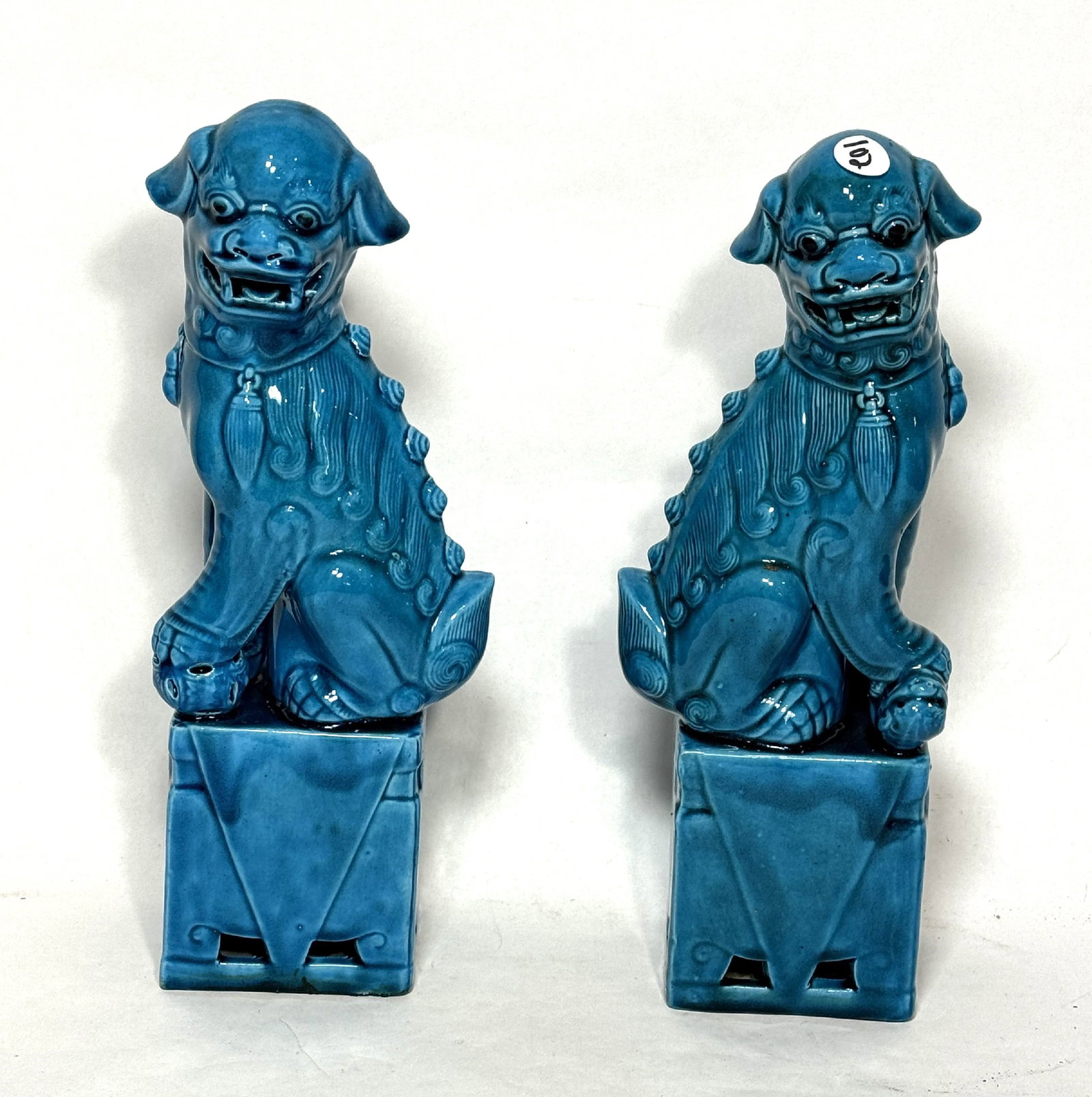 A PAIR OF BLUE GLAZED CHINESE FOO DOGS 13" TALL: A PAIR OF BLUE GLAZED CHINESE FOO DOGS 13" TALL