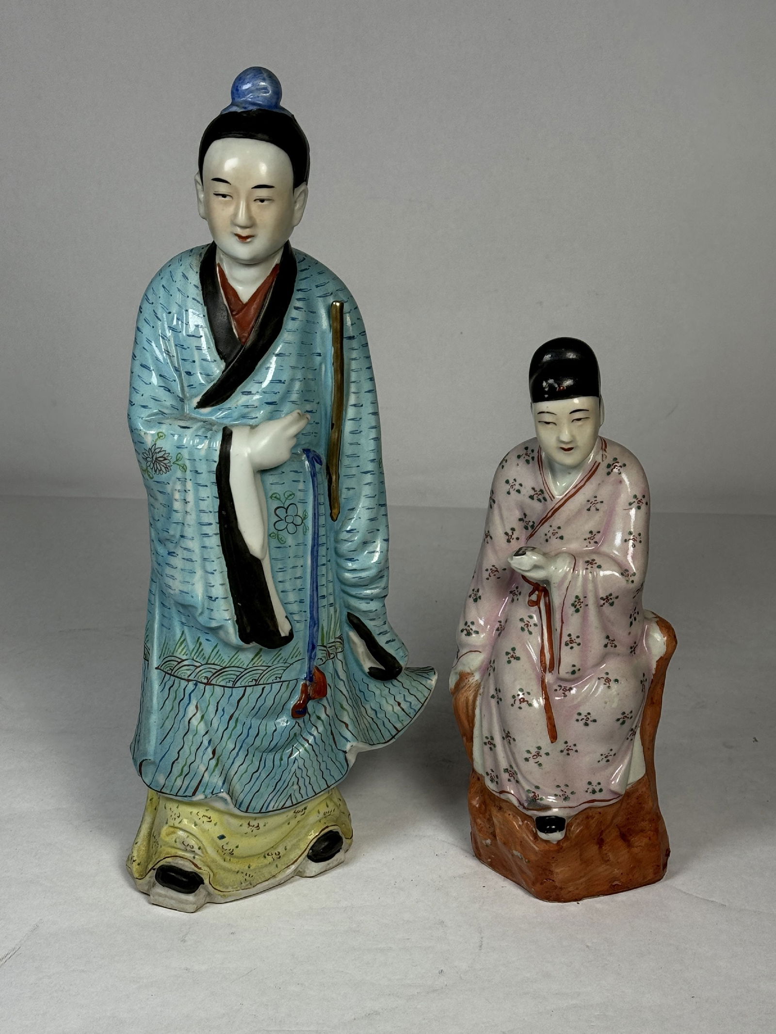 TWO LARGE FAMILLE ROSE FIGURES 14" T AND 10" T (1 of 6)