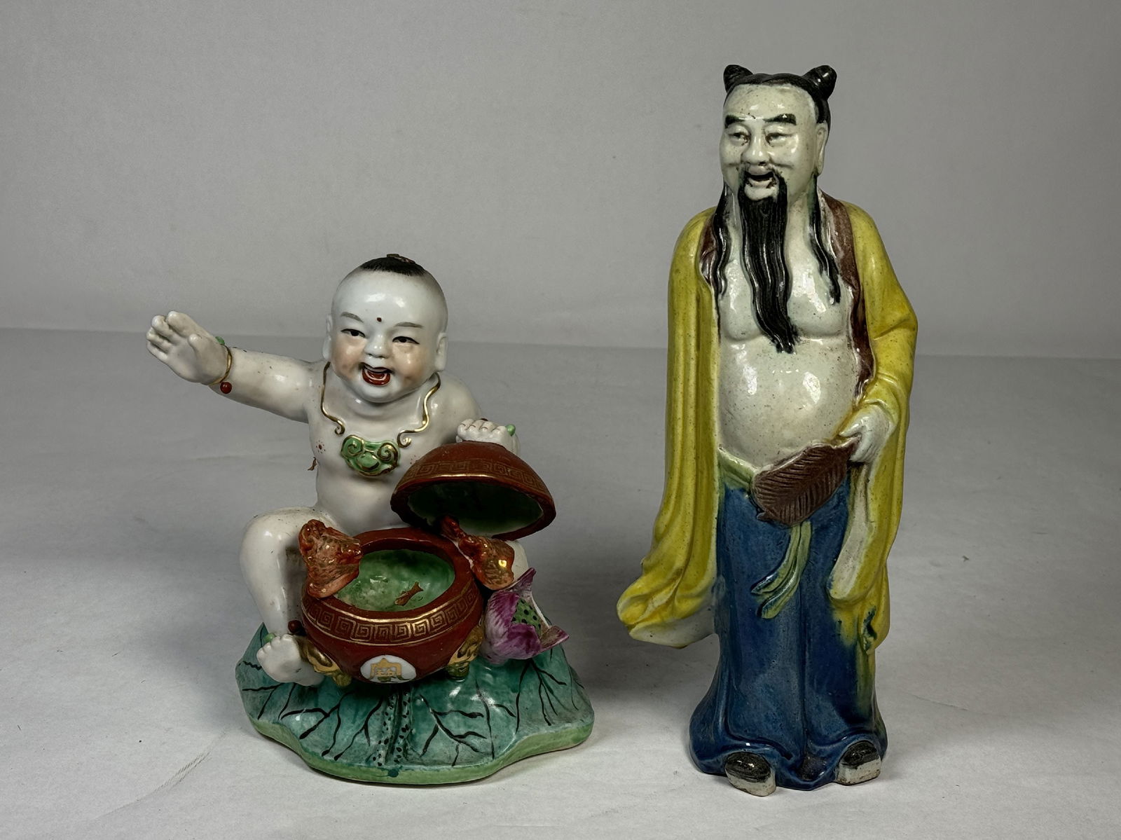 TWO CHINESE FAMILLE ROSE FIGURES BUDDHA 10.5" T AND 7.5" T (1 of 7)