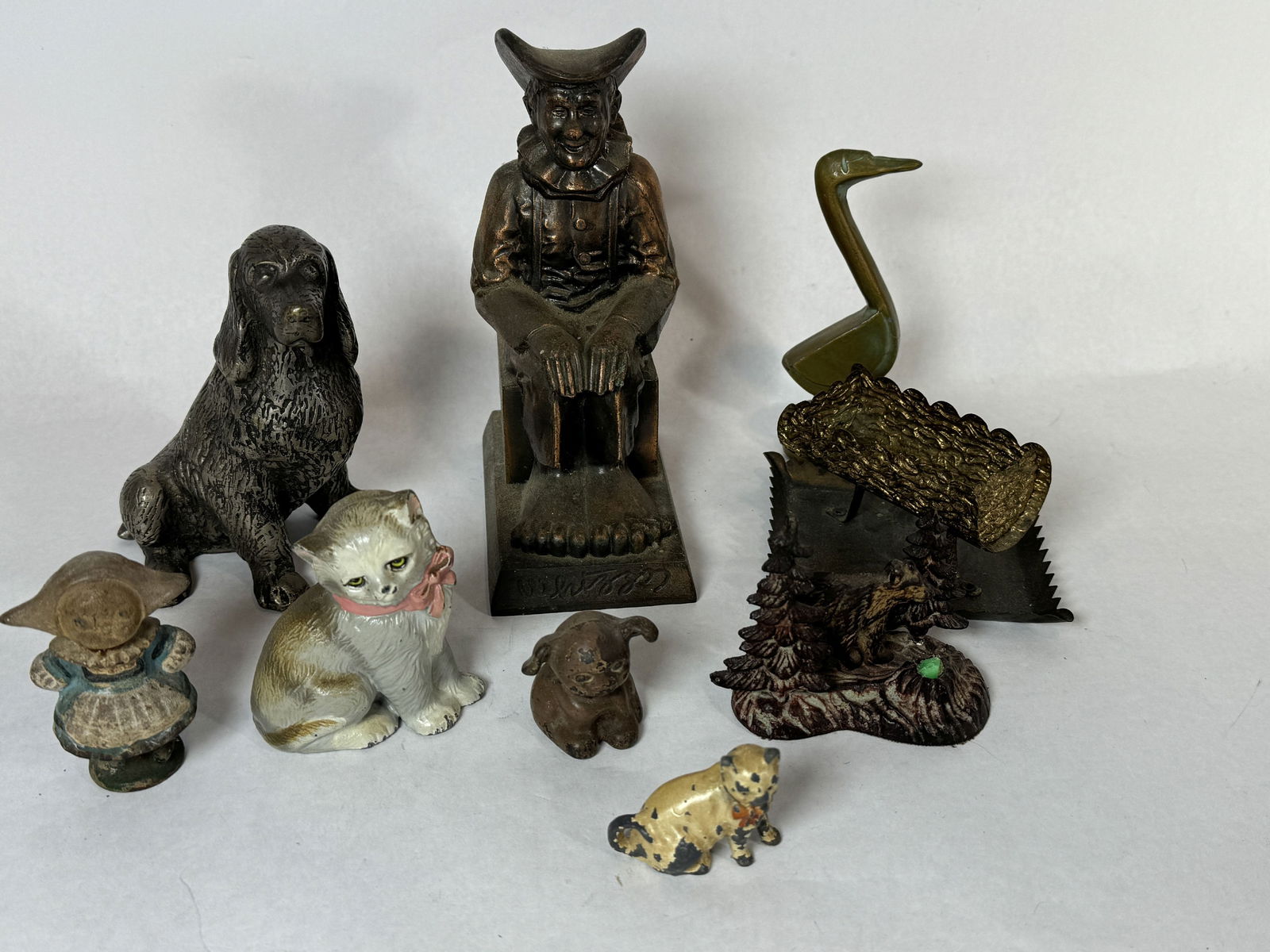 METAL PAPERWEIGHTS, BOOKENDS 7" X 5" AND SMALLER: METAL PAPERWEIGHTS, BOOKENDS 7" X 5" AND SMALLER