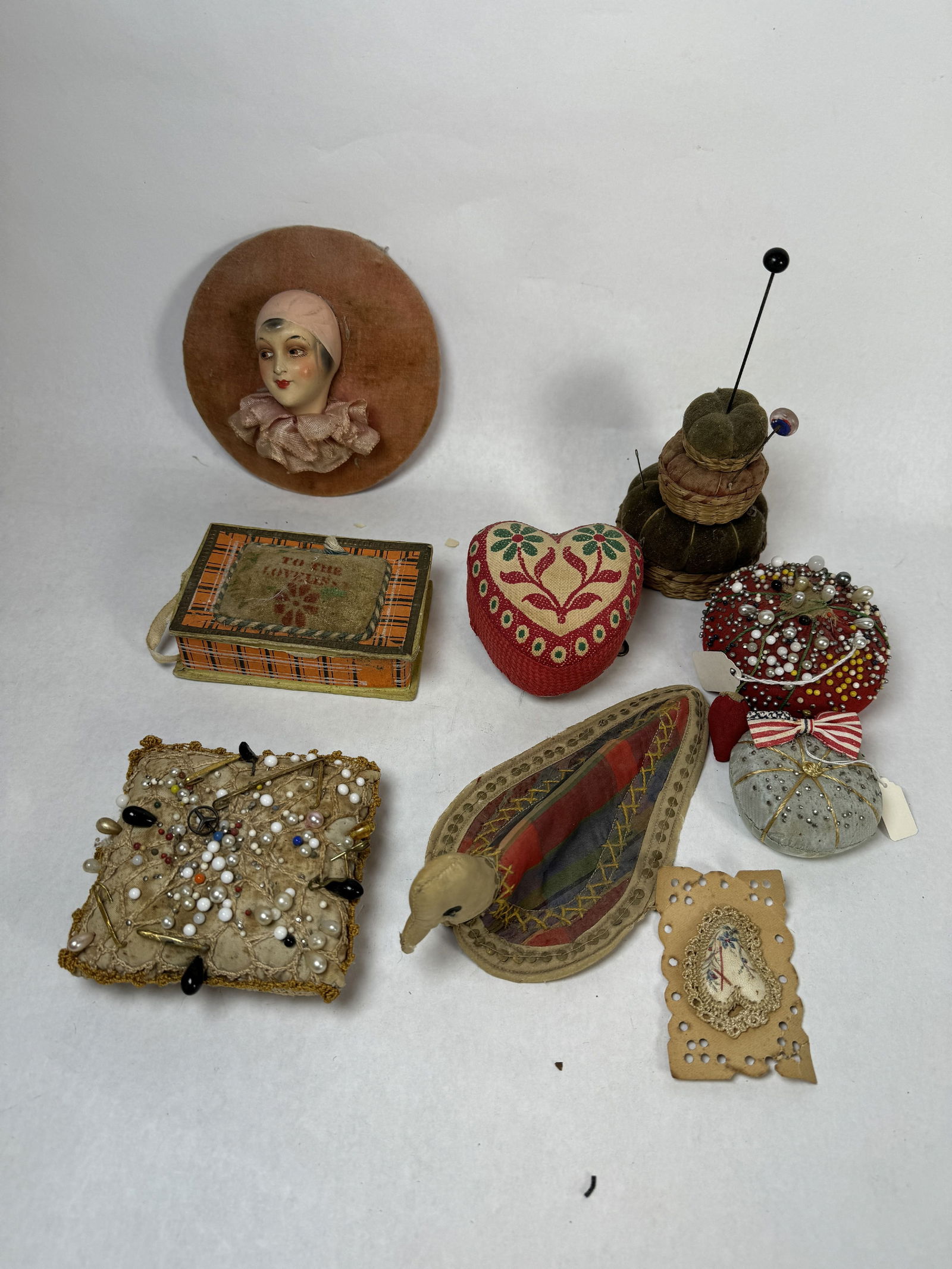ANTIQUE SEWING LOT - PINCUSHIONS (1 of 3)