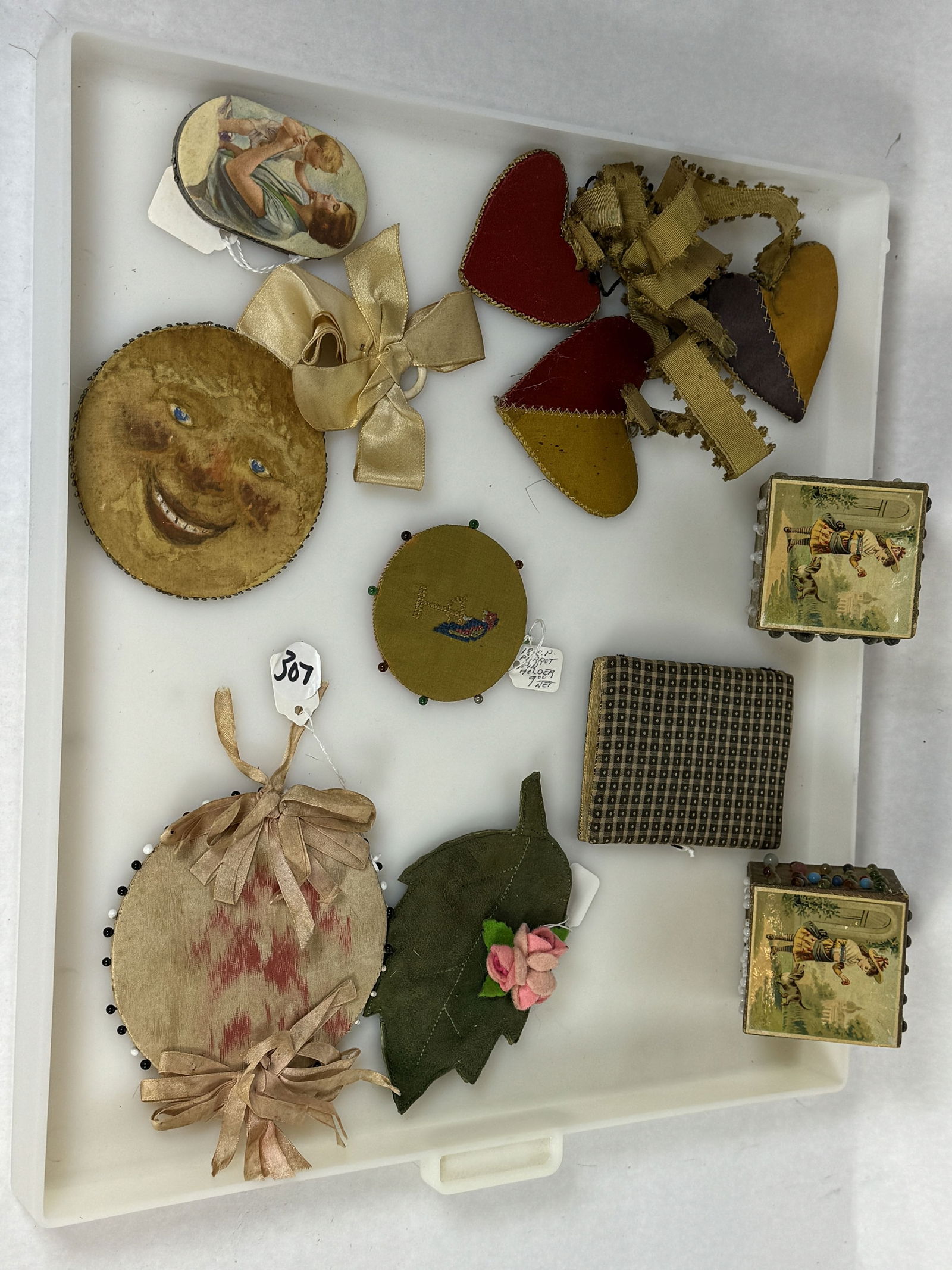 ANTIQUE SEWING LOT - NEEDLE HOLDERS (1 of 3)