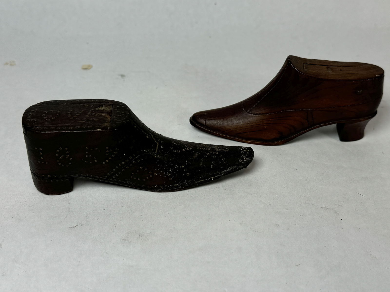 2 19TH CENTURY FOLK ART WOOD SHOE BOXES (1 of 5)