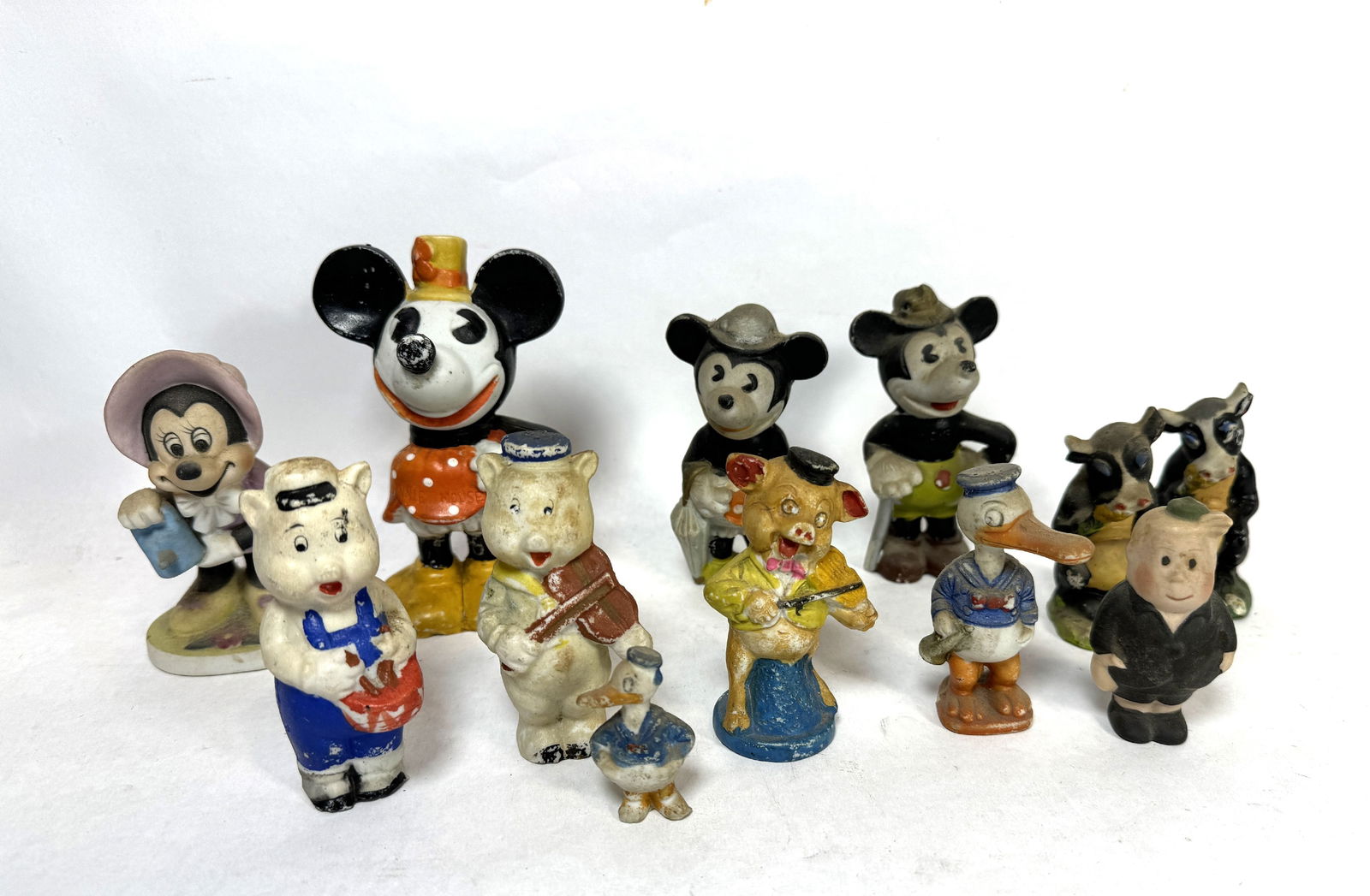 WALT DISNEY BISQUE MICKEY MOUSE , MINNIE MOUSE ,AND 3 LITTLE BEARS 5" SMALLER: WALT DISNEY BISQUE MICKEY MOUSE , MINNIE MOUSE ,AND 3 LITTLE BEARS 5" SMALLER
