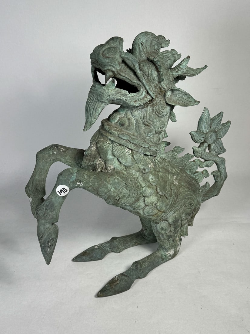 A CHINESE BRONZE GARDEN STATUE OF A DOG, 16" X 6" X 17": A CHINESE BRONZE GARDEN STATUE OF A DOG, 16" X 6" X 17"