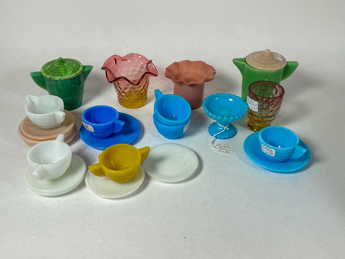 LOT OF AGATEWARE CUPS, SAUCERS, AND TEAPOTS (1 of 5)