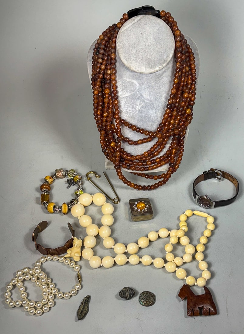 COSTUME JEWELRY, ANCIENT COIN AND TWO SMALL FOSSILS (1 of 6)