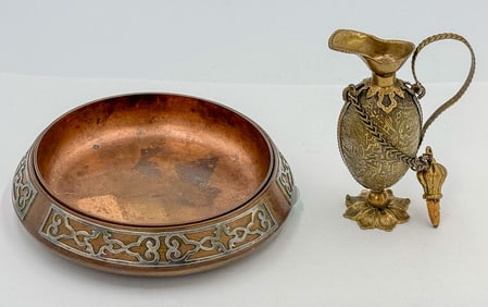 A HEINZ ART SILVER OVERLAY BRONZE RING DISH AND A EWER SNUFF BOTTLE