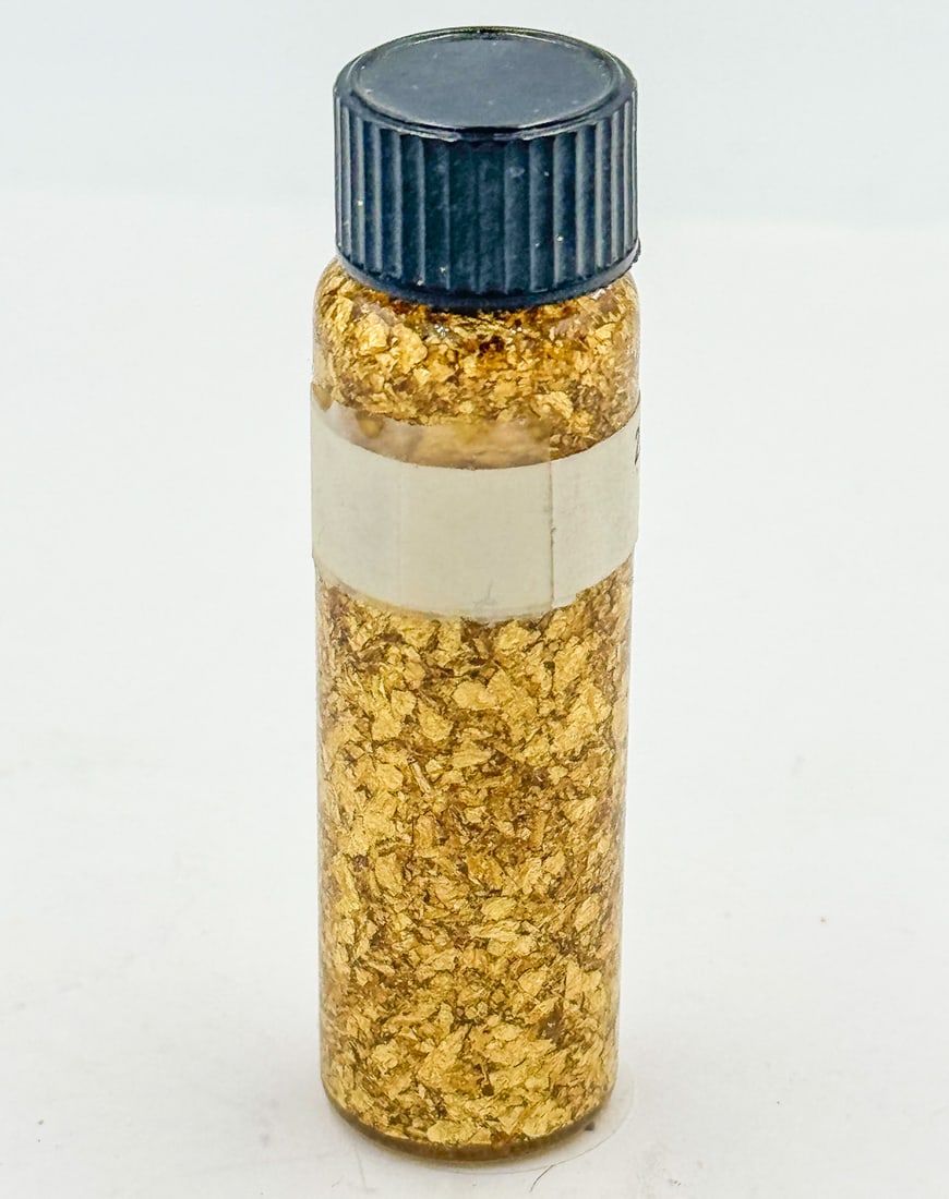 A BOTTLE OF 23K GOLD LEAF (1 of 3)
