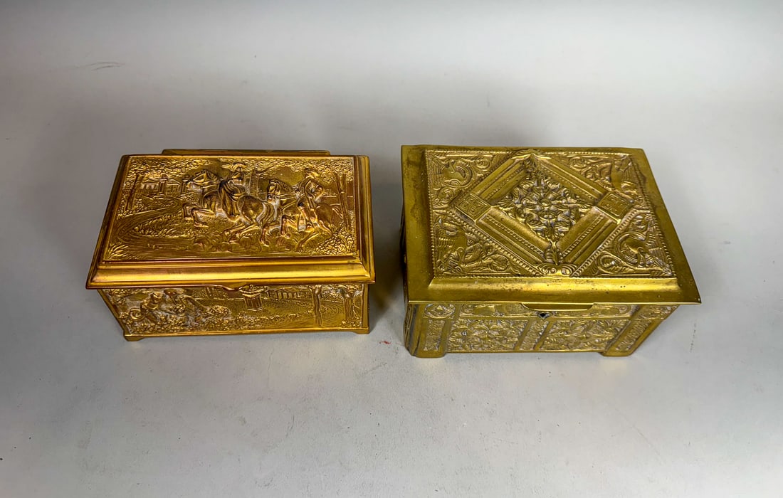 2 CONTINENTAL GILDED BRONZE CASKETS, 5.5" X 4" X 3.5" (1 of 7)