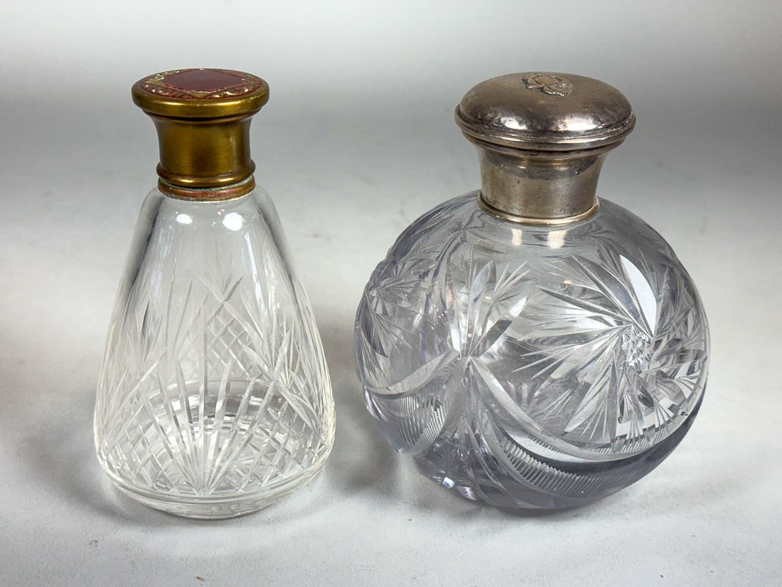 PAIR OF ANTIQUE COLOGNE/PERFUME BOTTLES, 5.5" AND 5" (1 of 5)