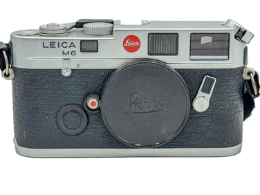 LEICA M-6  CAMERA BODY, VERY CLEAN