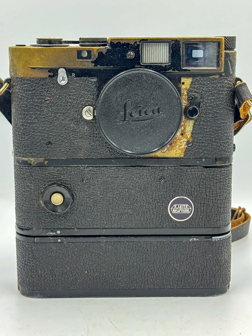 LEICA M2 W/ MOTOR DRIVE #948795 (1 of 7)