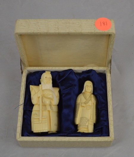 PAIR OF JAPANESE CARVED IVORY FIGURES IN BOX WITH STAND: PAIR OF JAPANESE CARVED IVORY FIGURES IN BOX WITH STANDS. BOTH 3" HEIGHT