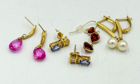3 PAIRS 14K EARRINGS WITH PEARLS/STONES, 6.25 GRAMS