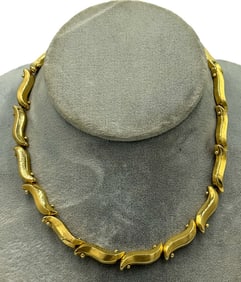 14K GOLD HAND ASSEMBLED NECKLACE W/ BOX CLASP. .75" LINKS, 26 GRAMS TOTAL