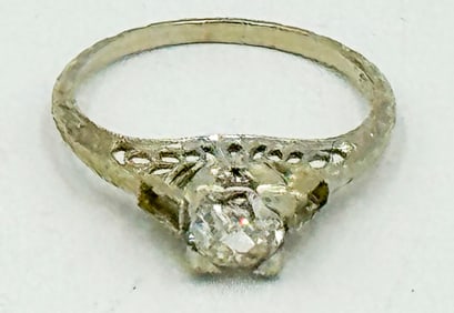18K WHITE GOLD HAND MADE DIAMOND RING W/ .38CT OLD MINE CUT DIAMOND, 1.9 GRAMS