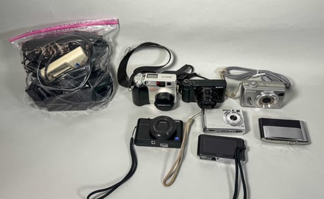 LOT OF 7 CANON CYBERSHOT CAMERAS