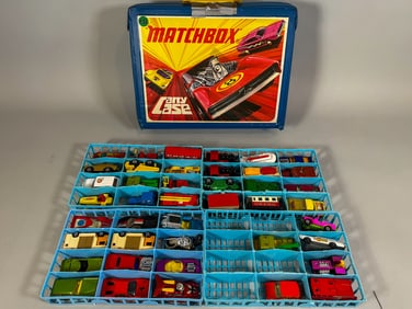 42 MATCHBOX CARS IN CARRYING CASE