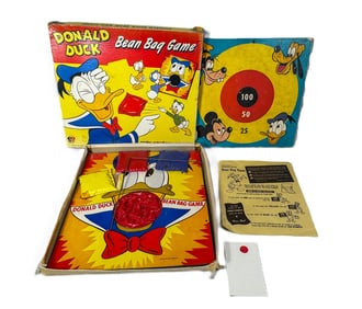 DONALD DUCK BEAN BAG GAME AND TARGET, 15" X 17" X 2"