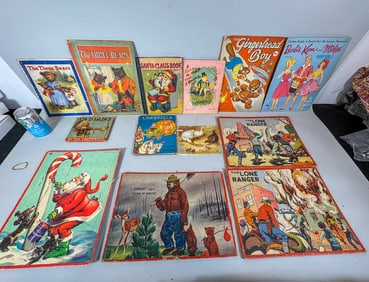 LOT OF ANTIQUE CHILDRENS BOOKS AND PUZZLES, INCLUDES SANTA CLAUS. 10" X 13"