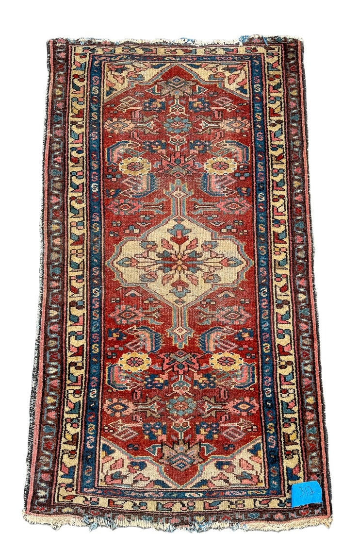 ANTIQUE PERSIAN AREA RUG, 28" X 51": ANTIQUE PERSIAN AREA RUG, 28" X 51"