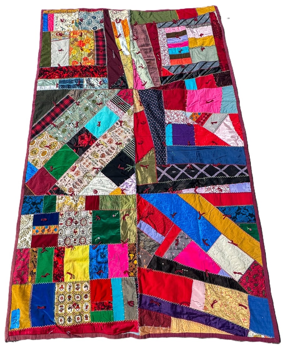 HANDMADE QUILT, 84" X 108": HANDMADE QUILT, 84" X 108"