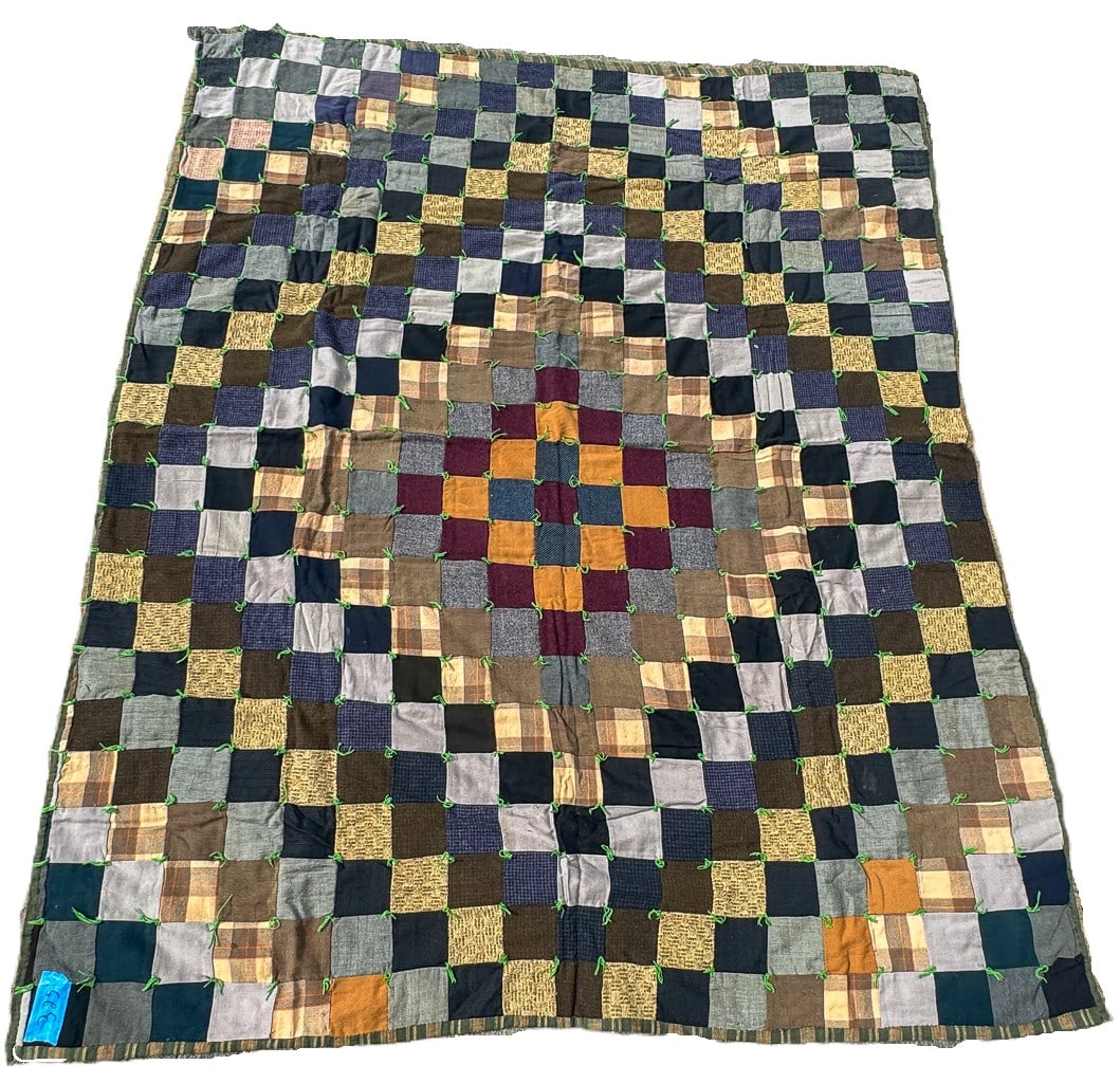 HANDMADE QUILT, 78" X 84": HANDMADE QUILT, 78" X 84"