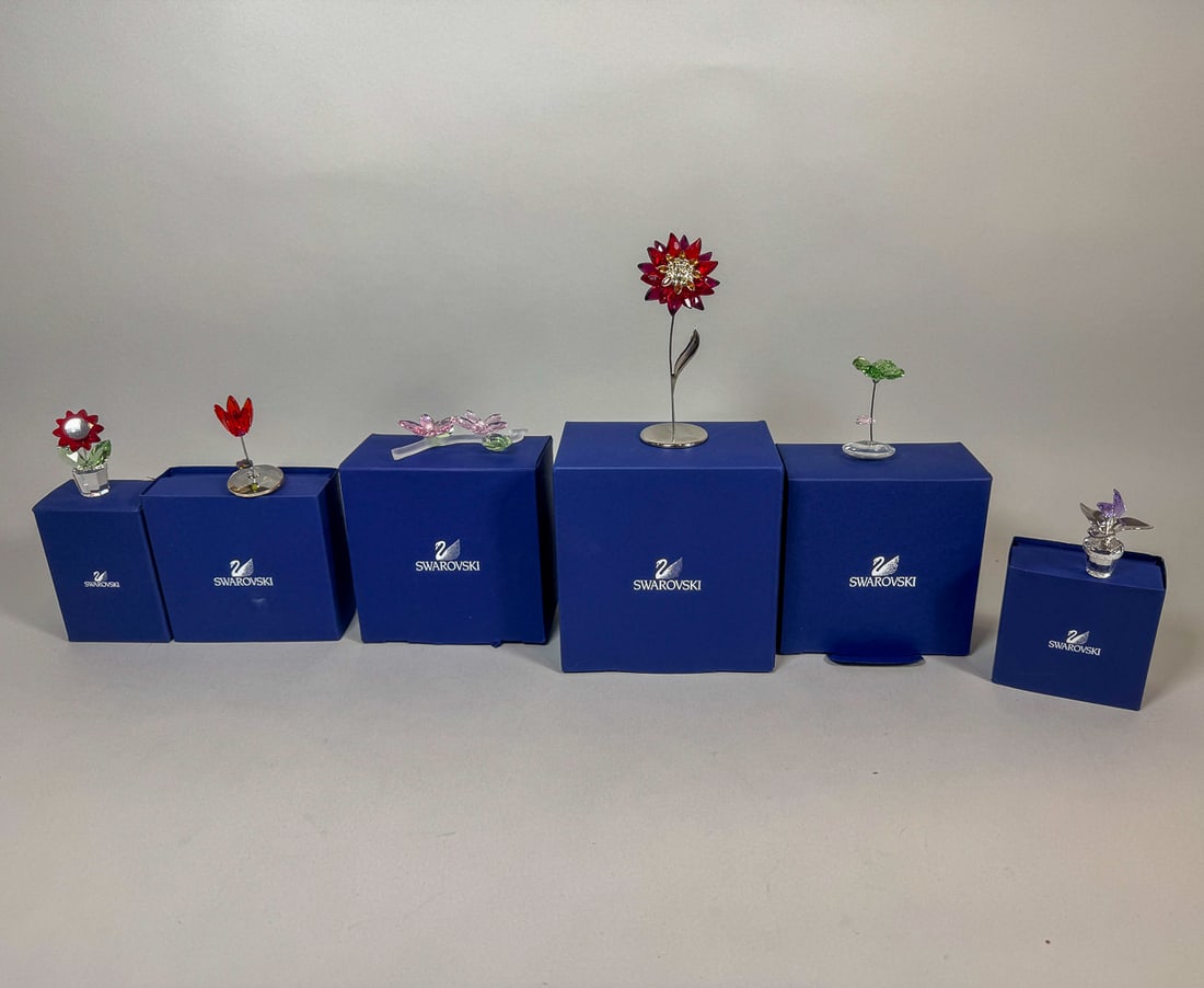 5 SWAROVSKI CRYSTAL FLOWERS W/ BOXES, 5" AND SMALLER (1 of 7)